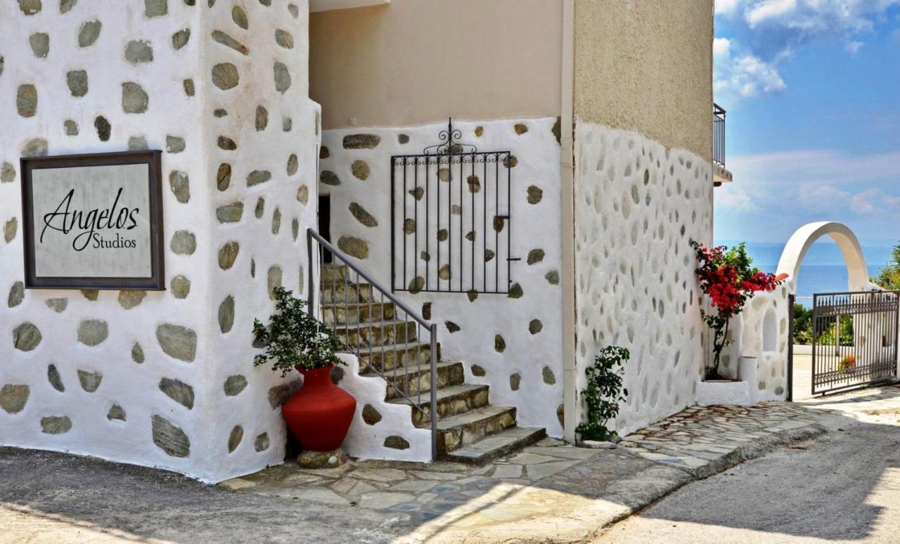 Angelos Studios Vromolimnos Exterior photo
